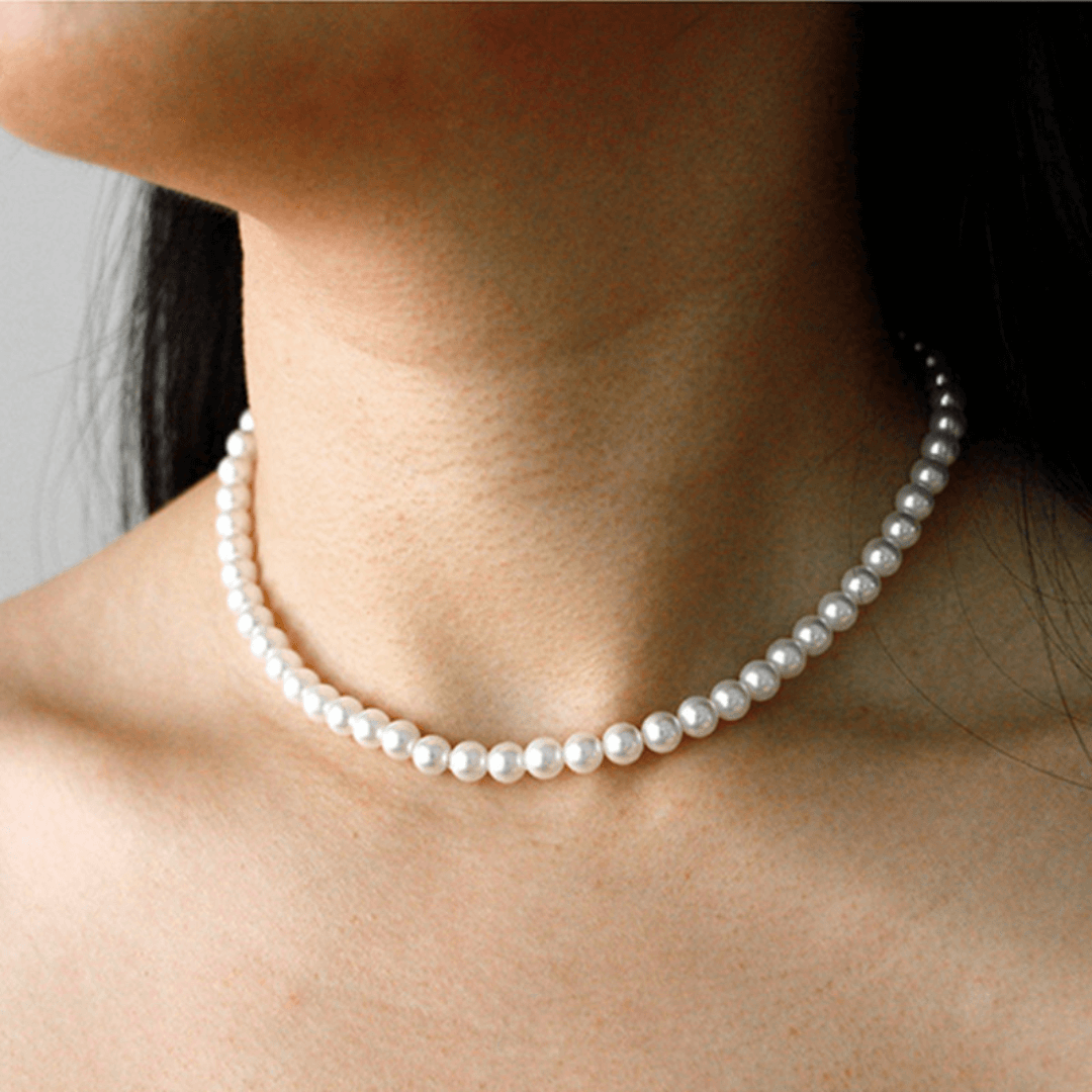 Maelis Necklace
